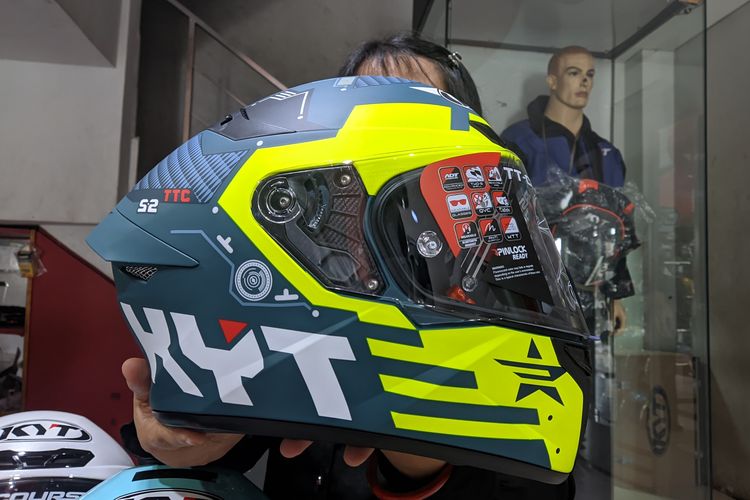 Helm full face
